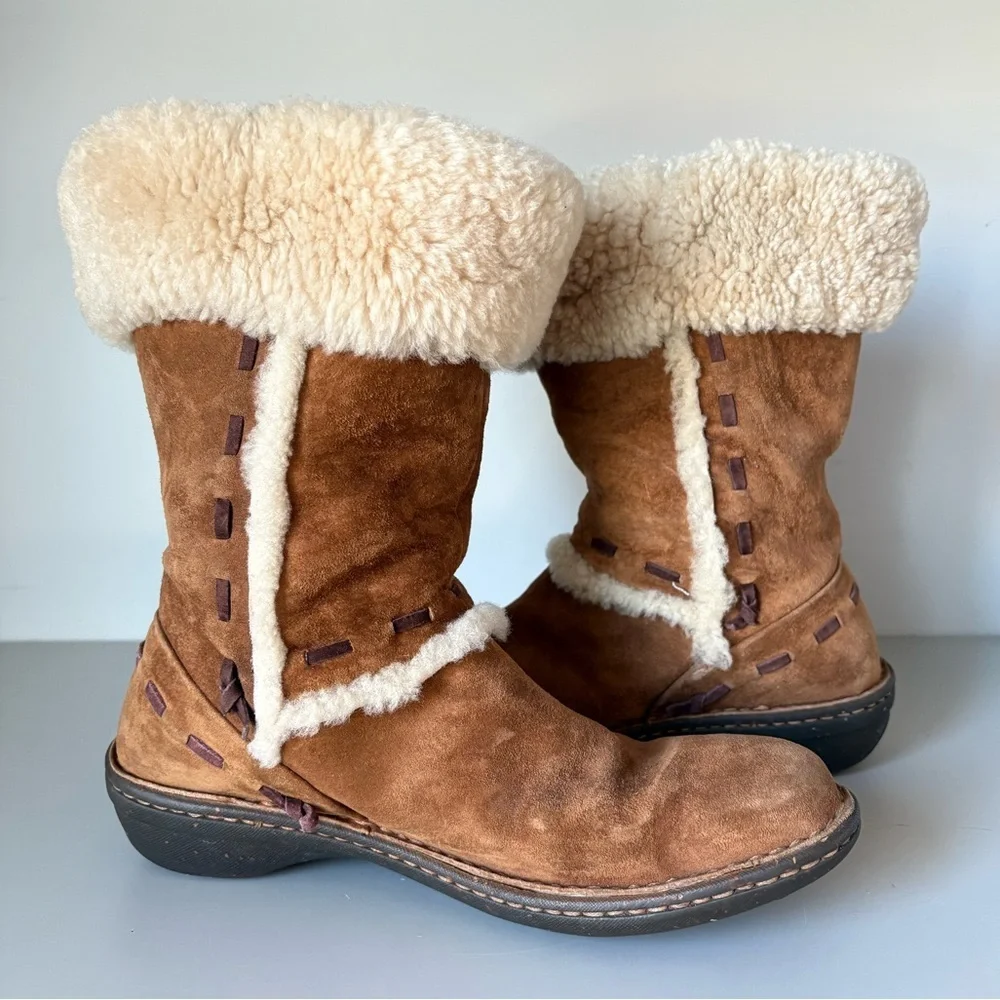 UGG Australia 5674 Elijo Suede Leather Sheepskin Winter Boots Size 9